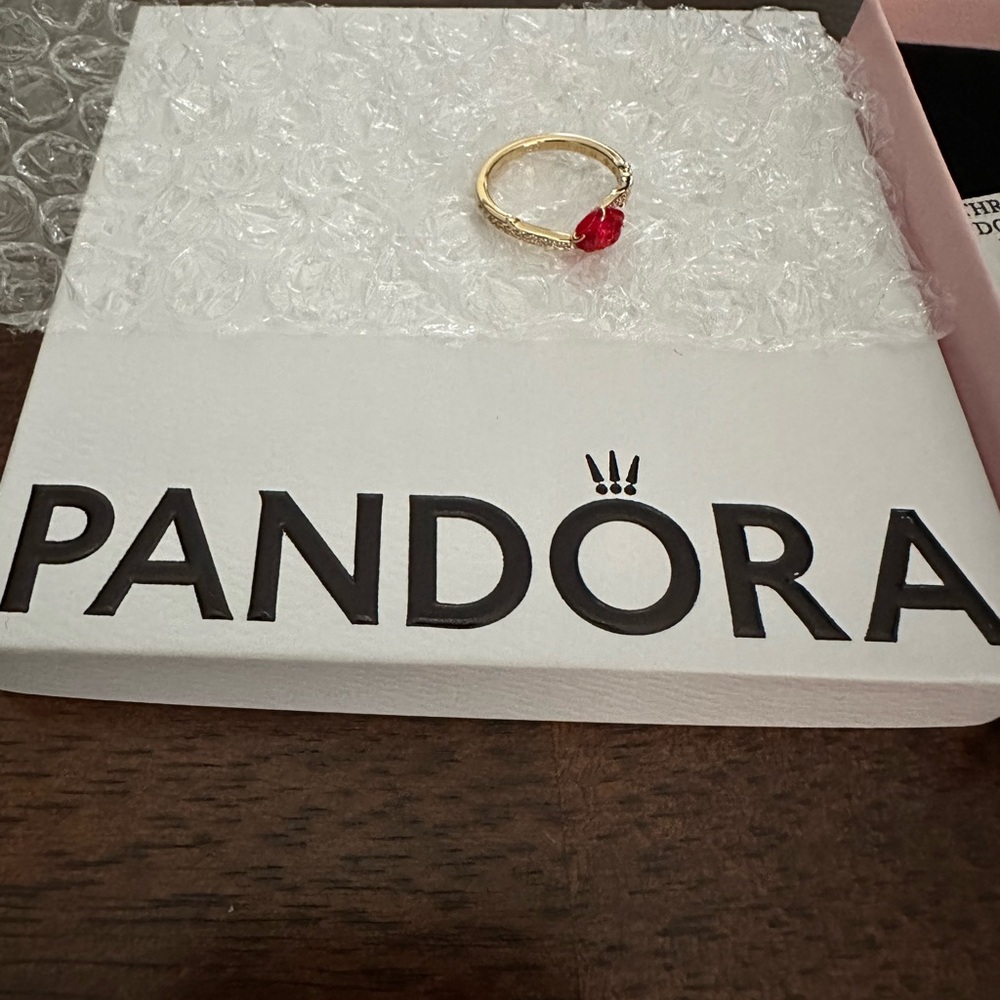 Pandora Disney Beaty and the Beast Ring